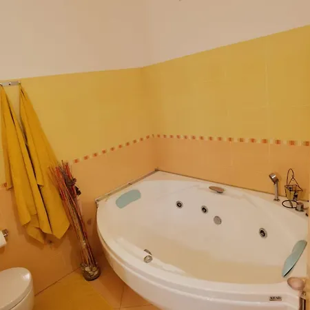 Casa San Brasi Di Mariano E Lucia 3*